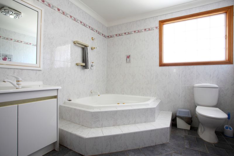 Cost of Bathtub Installation in Plainview, NY